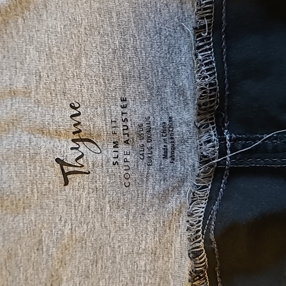 💥2/$20💥 THYME Maternity Pants - Picture 4 of 4